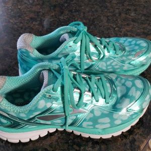 Brooks Ghost shoes